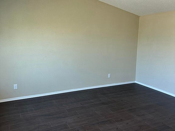5th image of 144 Mardi Gras Dr