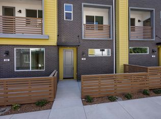 360 Gateway Dr, El Cajon, CA 92020