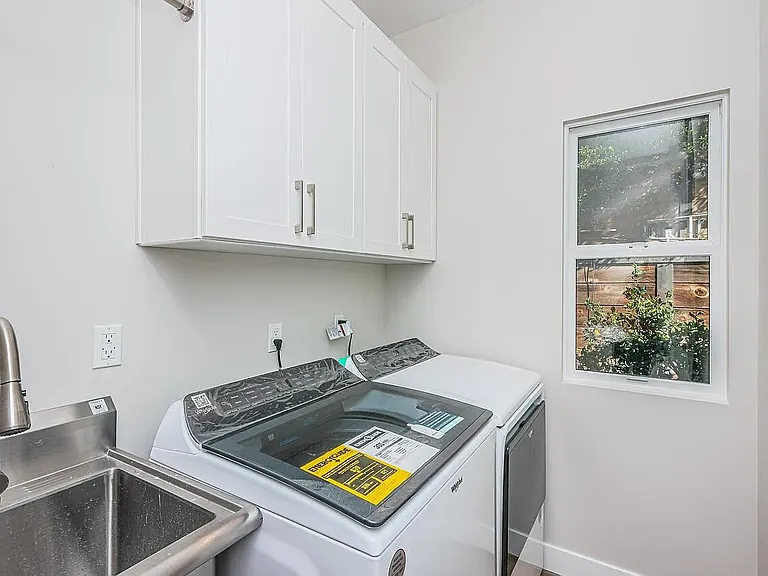 853 Candlelight Pl — Photo 14