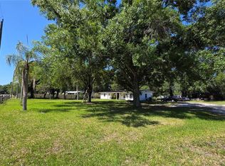 1808 Zipperer Rd, Bradenton, FL 34212