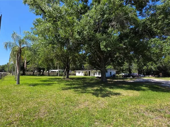 1808 Zipperer Rd, Bradenton, FL 34212