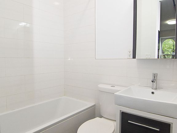 5th image of 36 W 119th St #5B