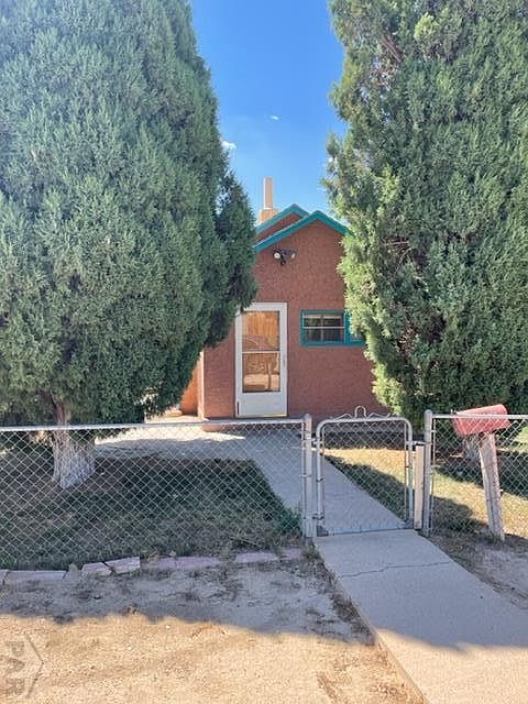 1st image of 1128 E Ash St