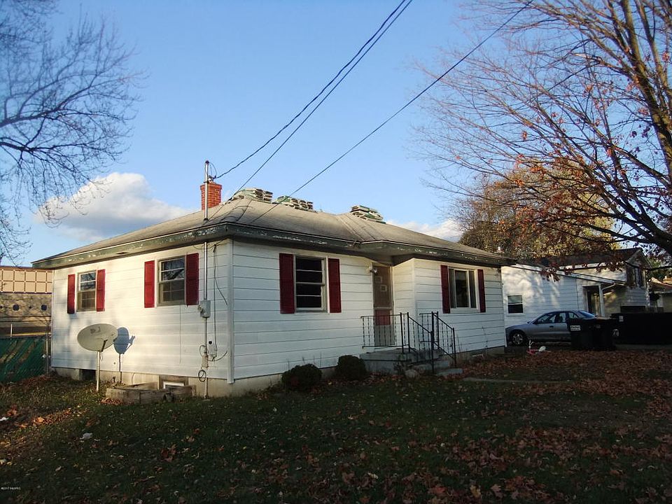1st image of 115 47th St SE