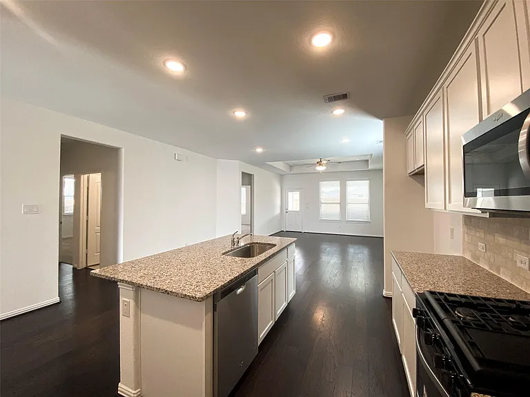 31302 Whitfield Ct — Photo 7