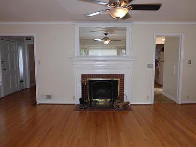 5th image of 6209 Riverview Dr #A