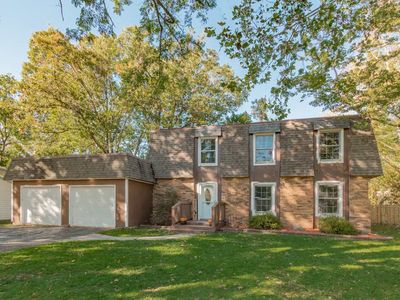 1750 Maunta Ln, Jackson, MI, 49201