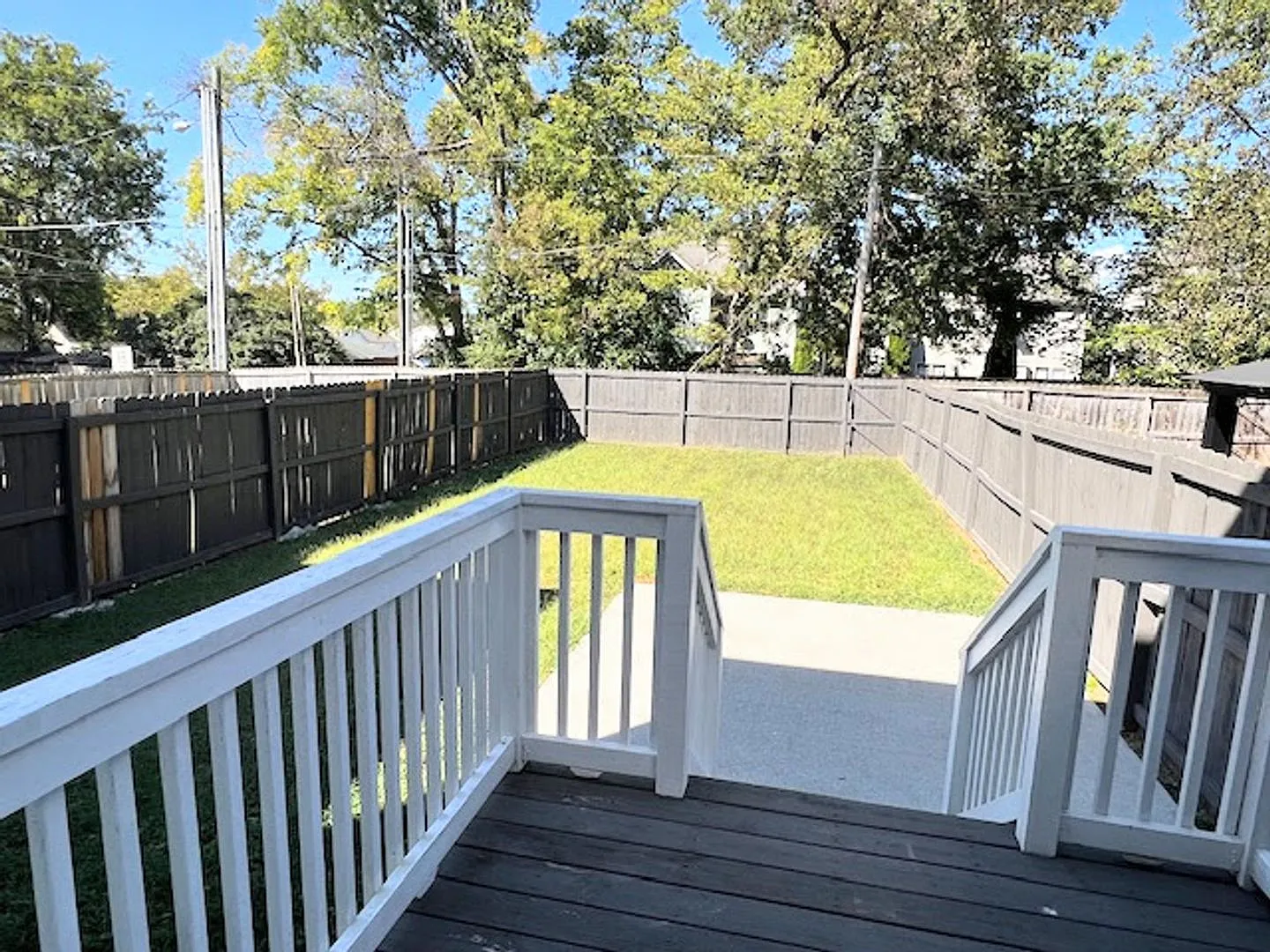 4 Bedroom 2.5 Bathroom Home — Photo 4