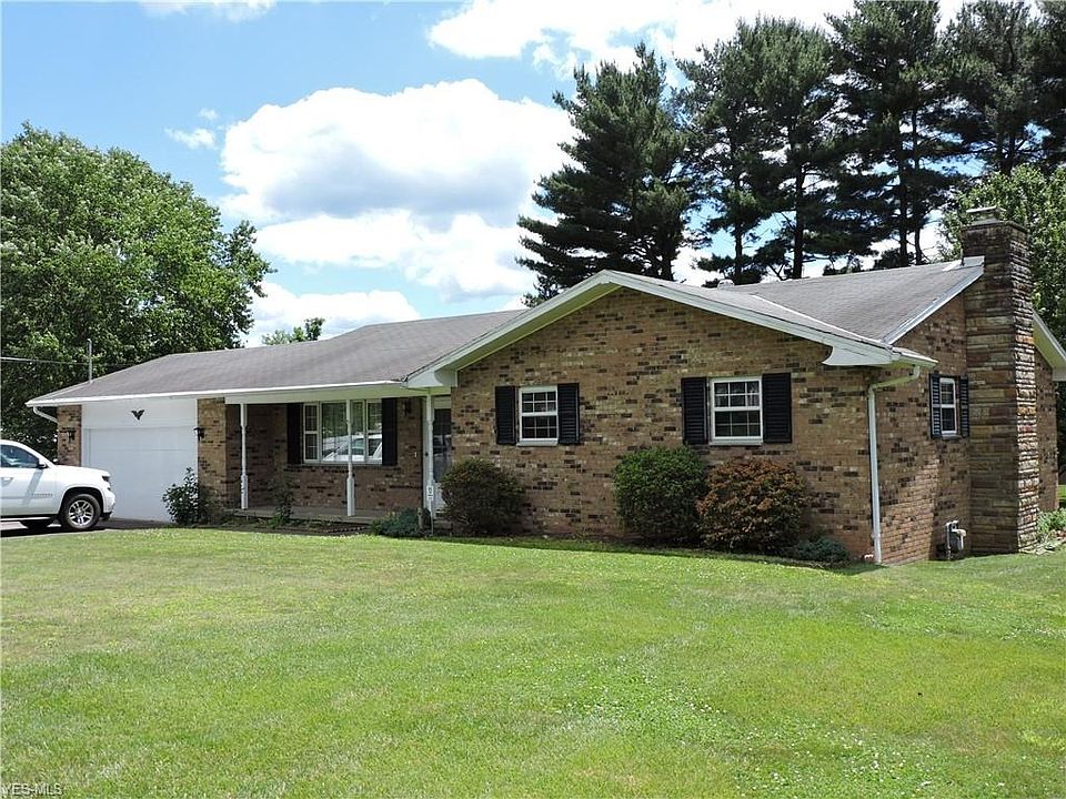 1st image of 305 Chamberlain Dr