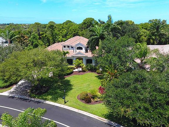 4th image of 8874 Bloomfield Blvd
