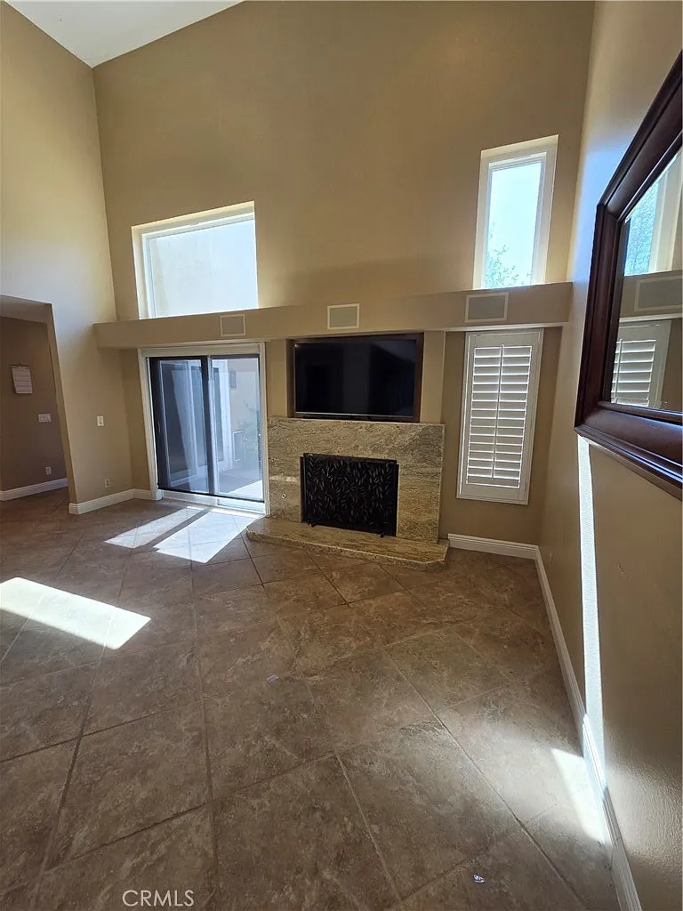 3 bed, 2.5 bath, 1846 sqft, $4,750 — Photo 4