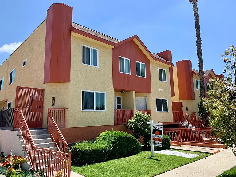 2324 N Catalina St #C — Photo 9