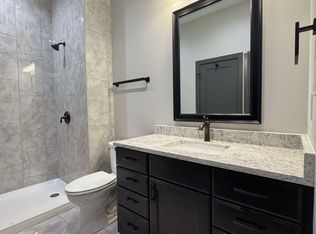 200 S 4th St, Dekalb, IL 60115