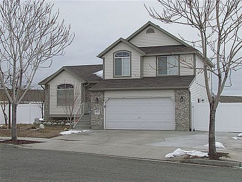 1st image of 6513 S Castle Park Ct