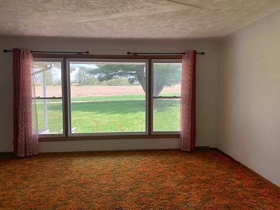 4th image of 608 Township Road 1151