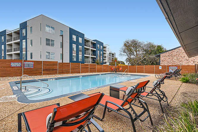 Hillside Place — Photo 1