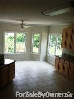 4th image of 408 Cayland Ct
