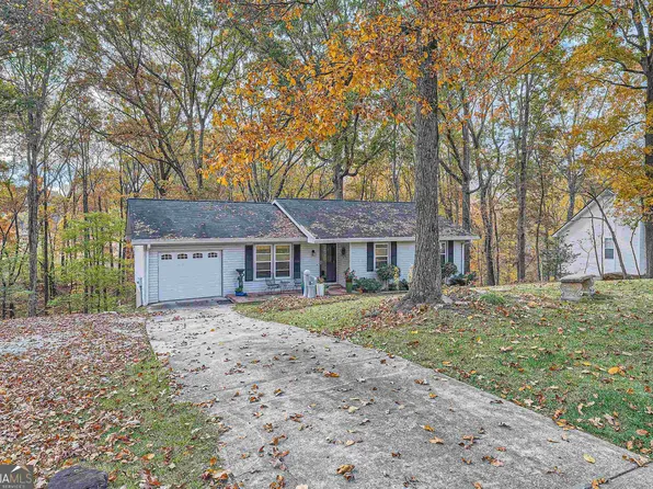 4031 Country Ln, Gainesville, GA 30507