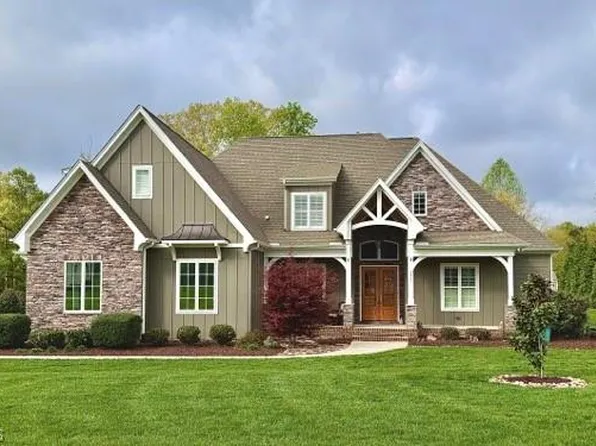 7811 Neugent Dr, Kernersville, NC 27284