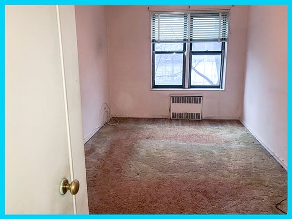 4th image of 8355 Woodhaven Blvd APT 3D