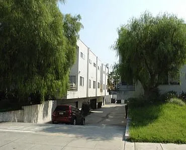 422 N 2nd St Photo 1