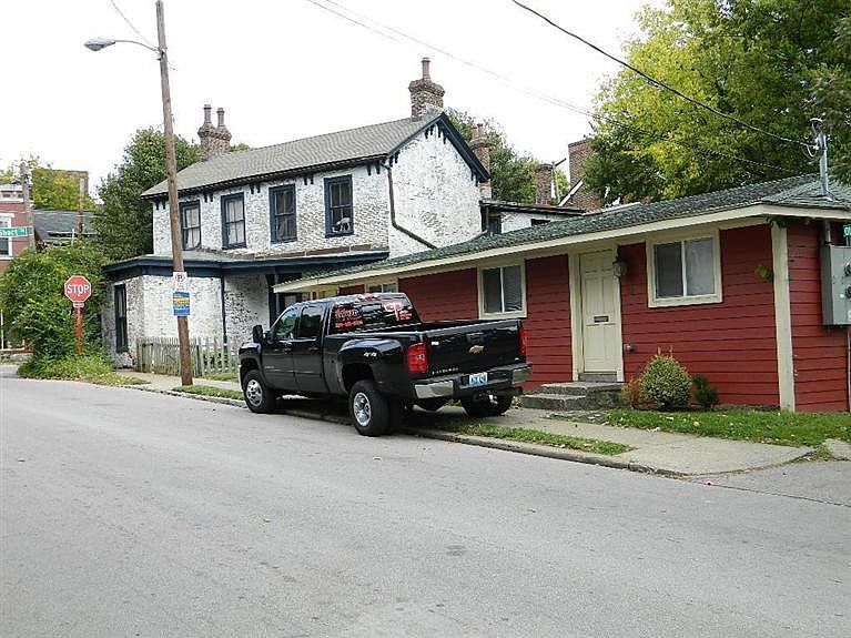 2nd image of 112 Old Georgetown St #116
