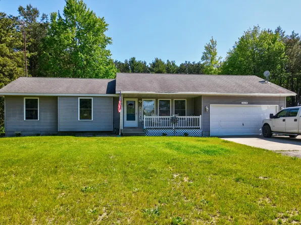 3619 E Bard Rd, Twin Lake, MI 49457