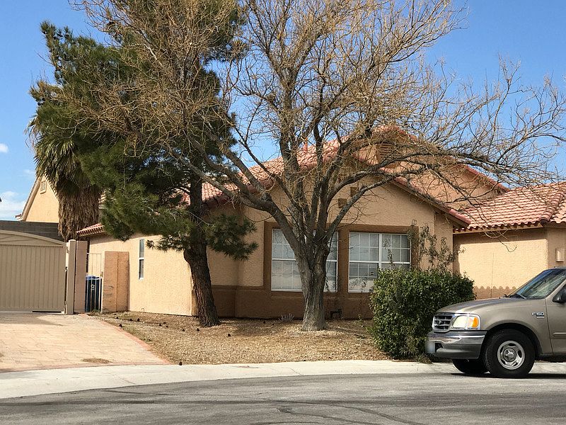 2nd image of 3539 Stampede Ct