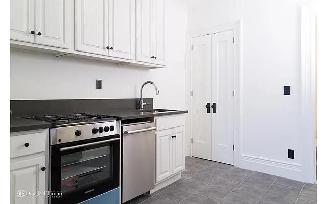 Rented by Douglas Elliman | media 6