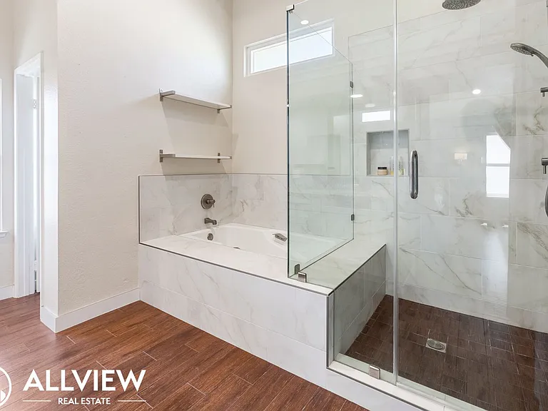 26341 Ganiza — Photo 27