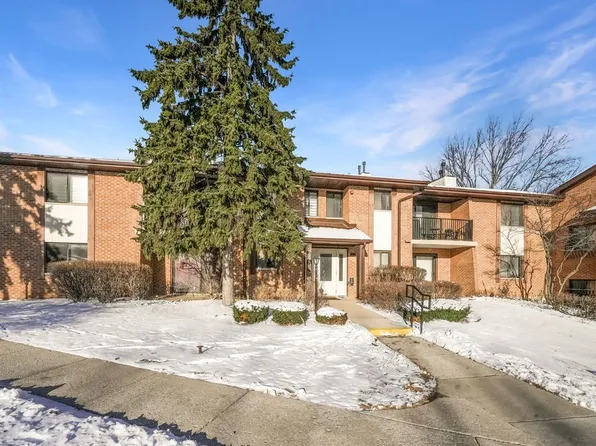 2220 Wharf Dr APT 1901, Woodridge, IL 60517