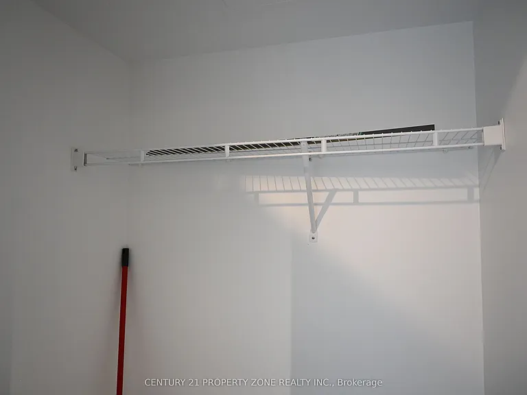 816 Lansdowne Ave #425 — Photo 20