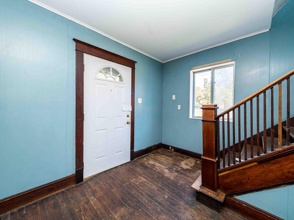9296 Six Mile Rd, photo 11