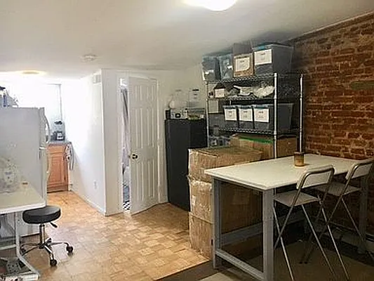 Rented by EXR | media 19