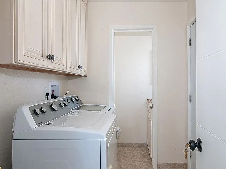 5415 Thunderbird Ln — Photo 13