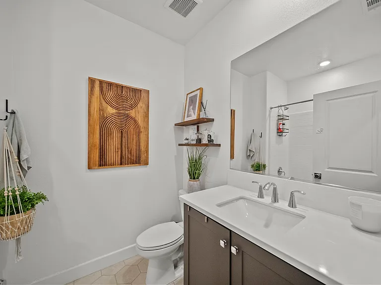 2556 Little Rock Ln — Photo 3