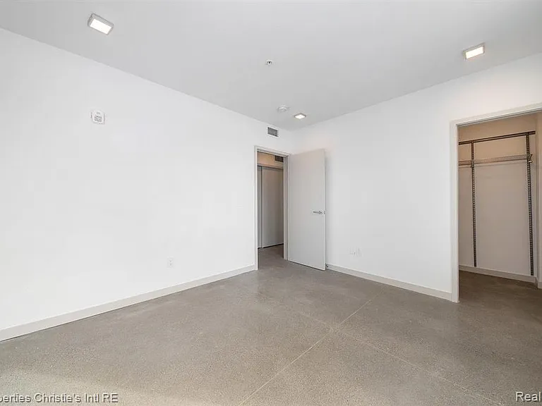 1454 Townsend #26 — Photo 16