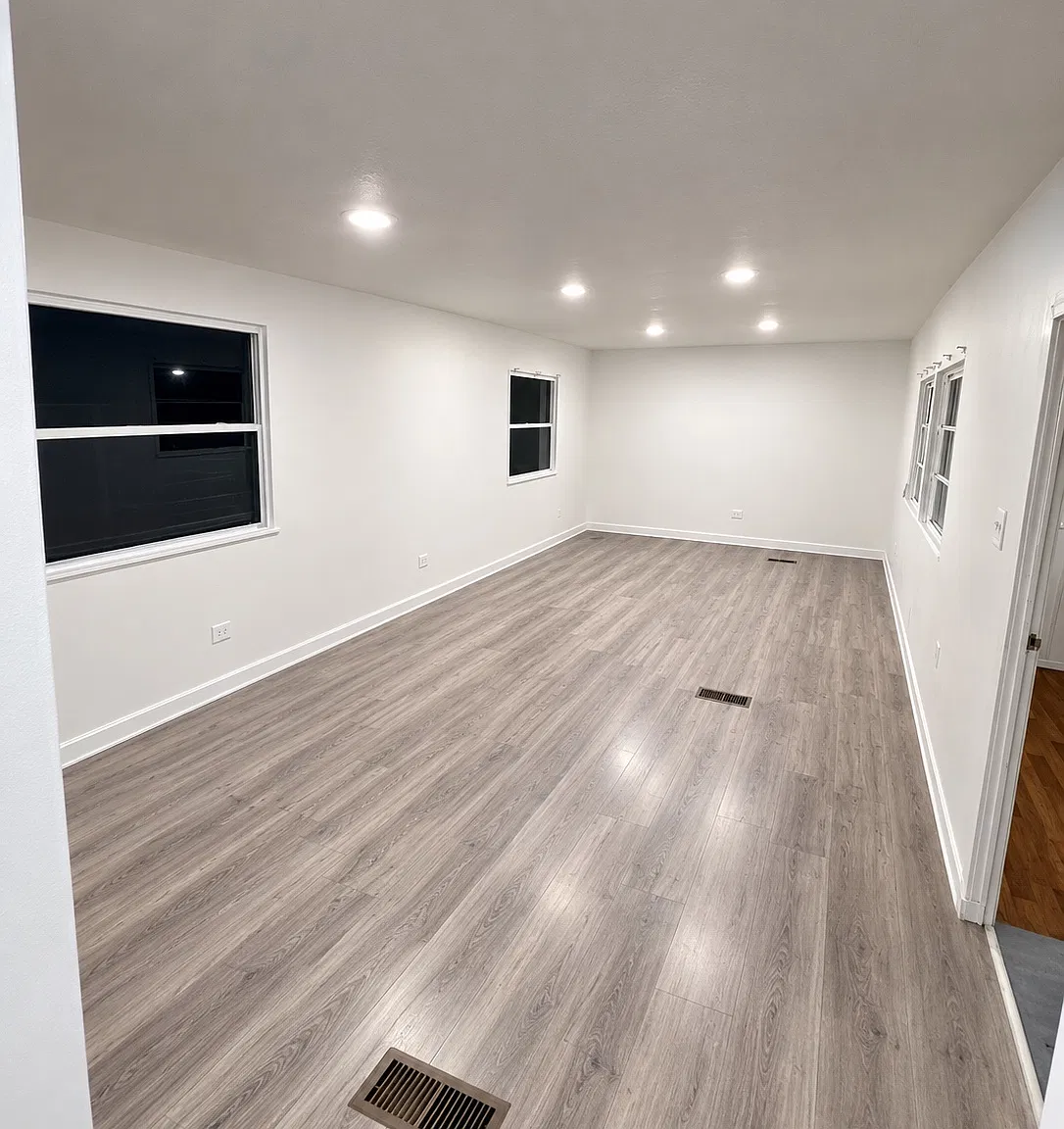 3 bed, 1400 sqft, $1,195 — Photo 1