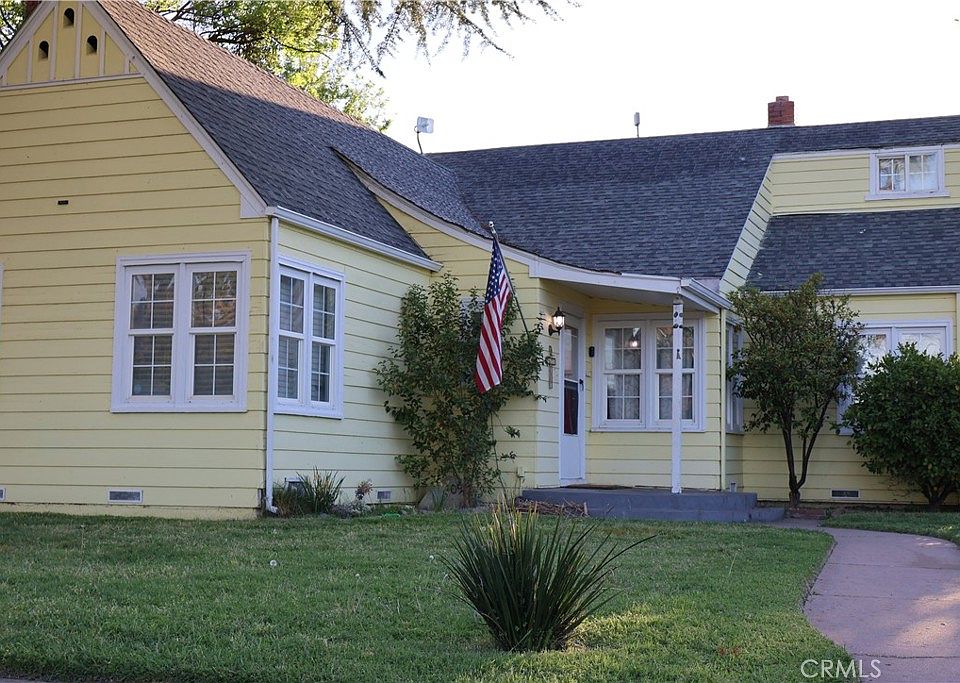 1st image of 409 4th St