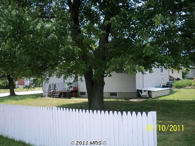 2nd image of 1416 Ingleside Ave