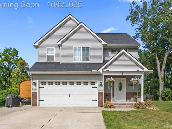 22535 Albion Ave, Farmington Hills, MI 48336