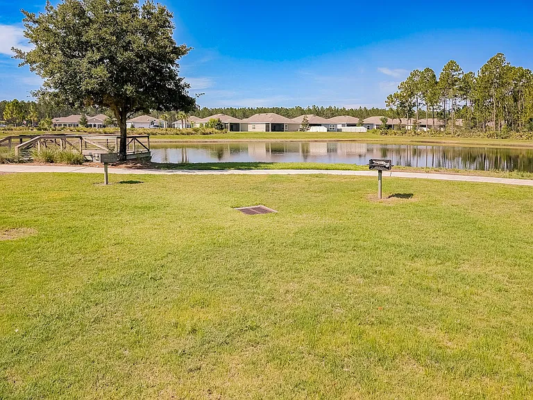 10104 Bedford Lakes Ct — Photo 17