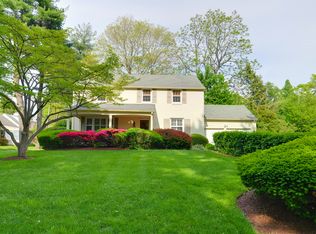 502 W Country Club Ln, Wallingford, PA 19086