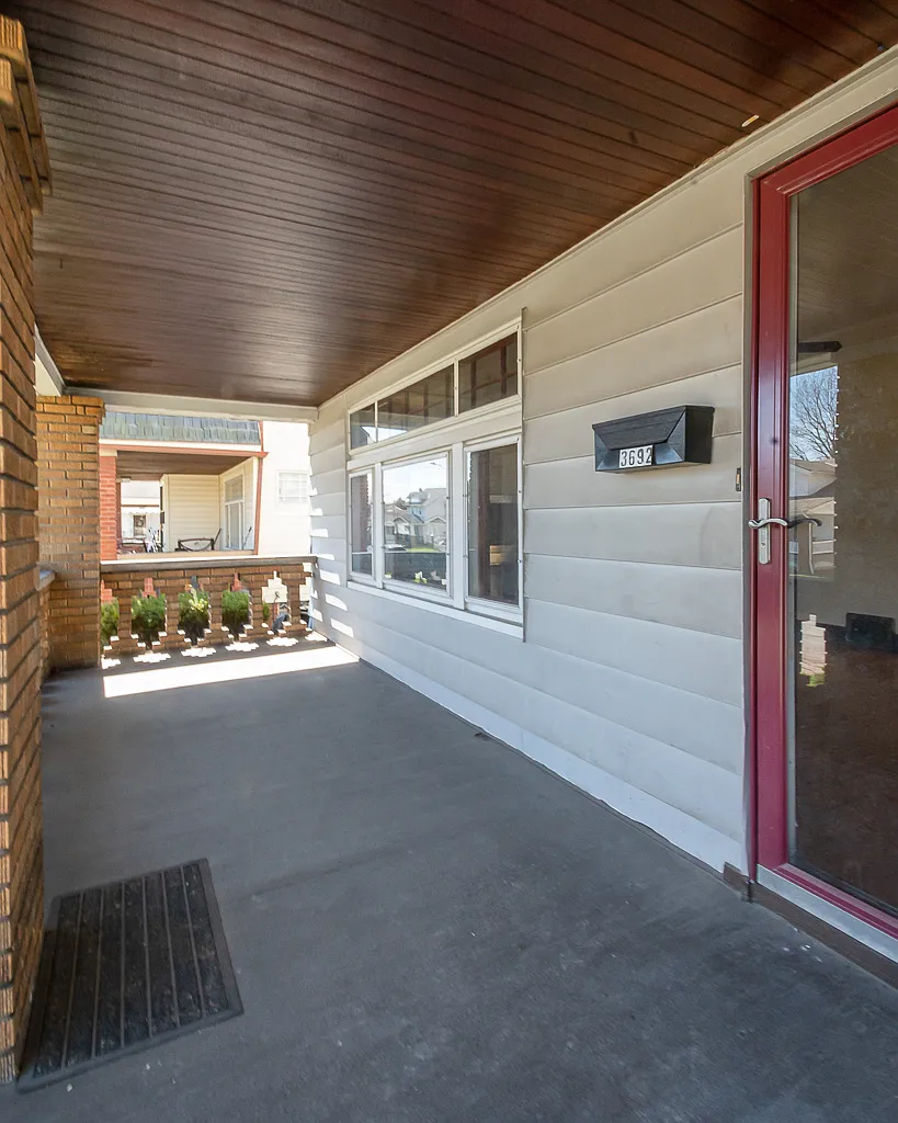 3690 W 137th Street — Photo 2