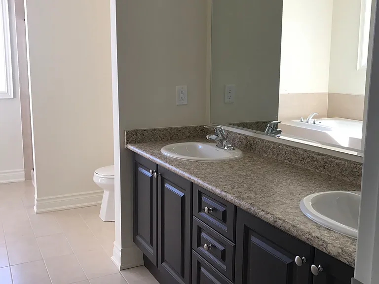 60 Baleberry Cres — Photo 18