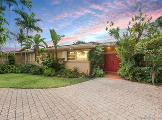 9690 SW 66th St, Miami, FL 33173