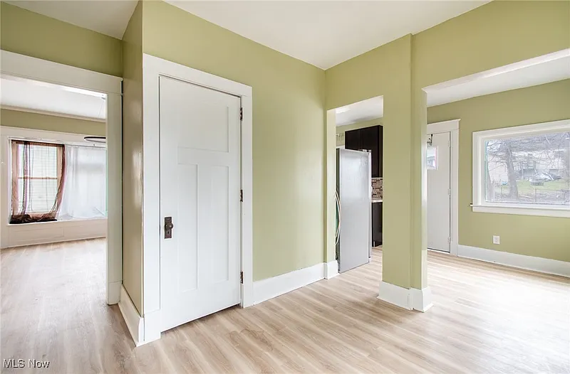 Thumbnail 13