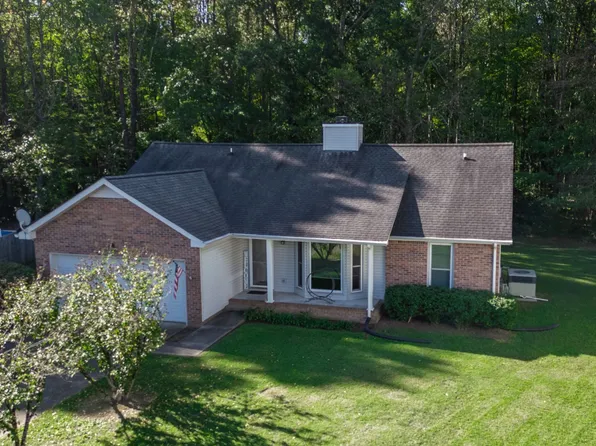 174 Shady Maple Dr, Clarksville, TN 37043