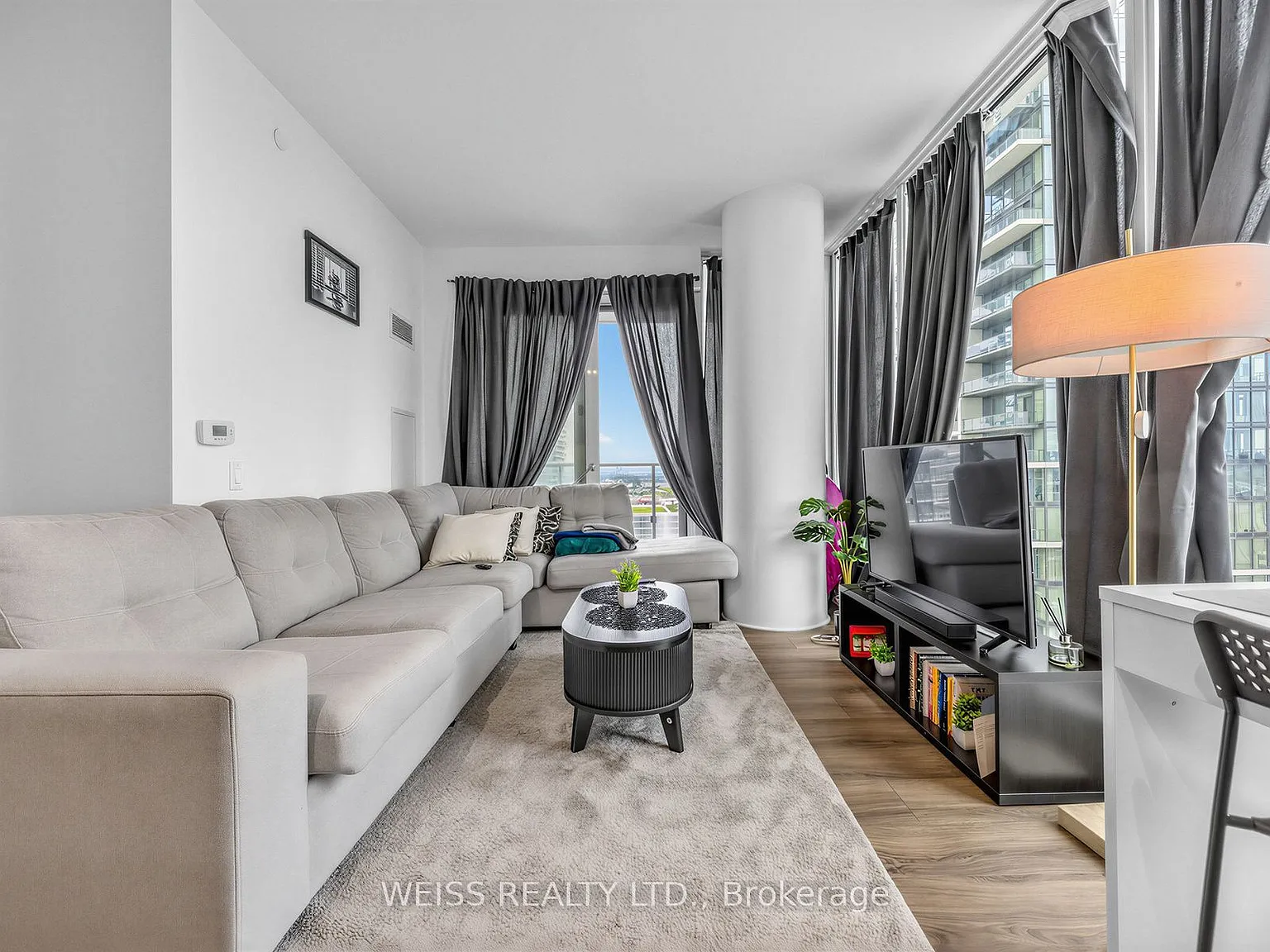 2 bed, $2,600 — Photo 3
