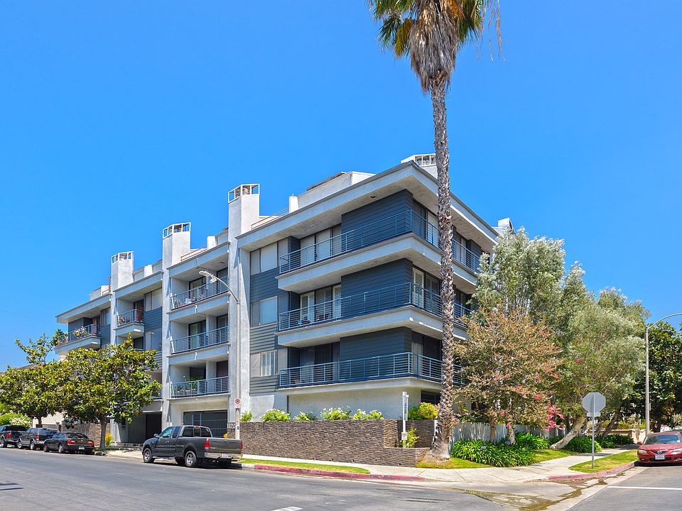 1st image of 1120 Granville Ave APT 306